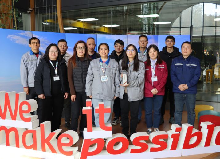 news supplier award china hutchinson