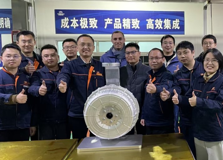 hutchinson tsingshan