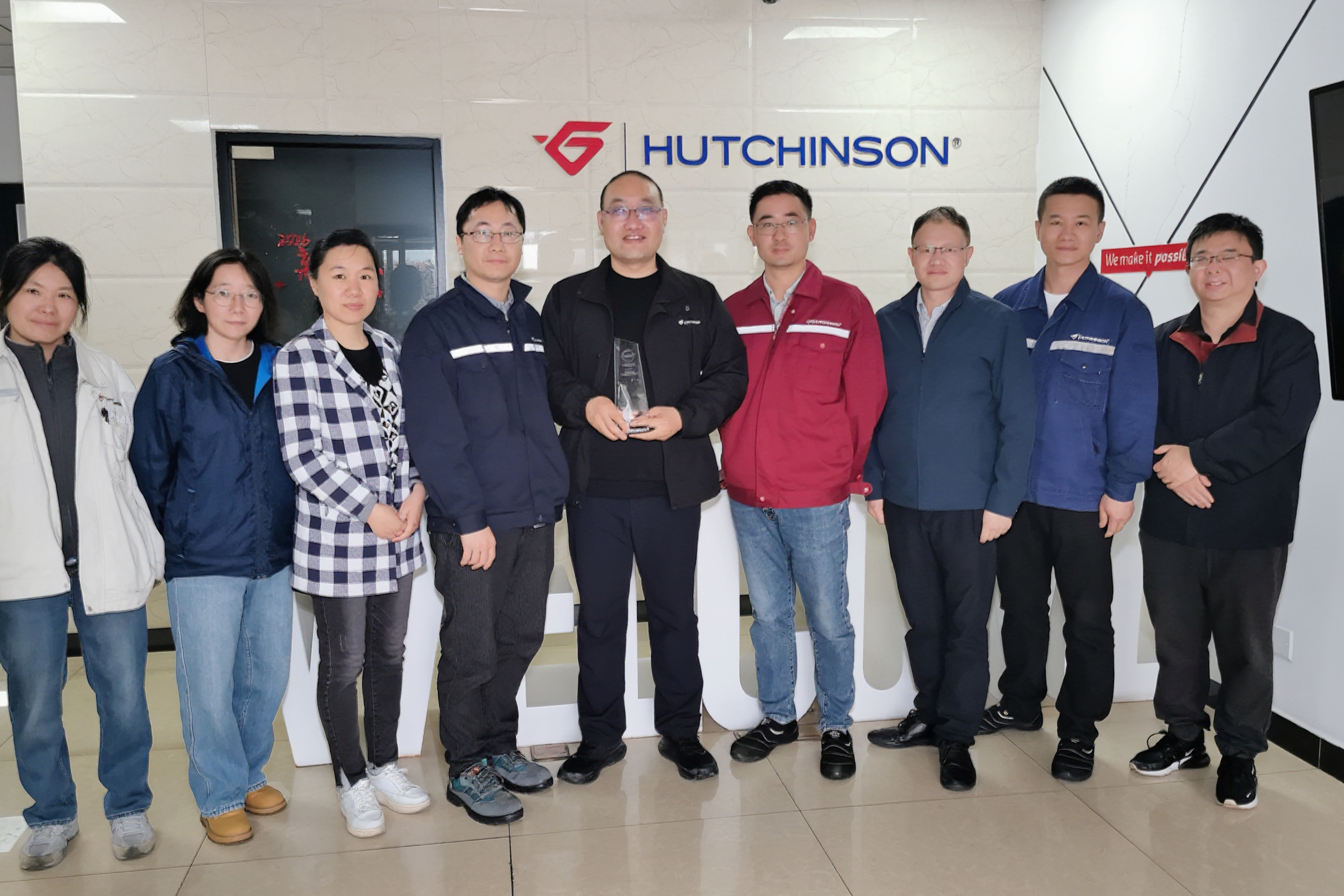 Hutchinson Wuhan Honored with Nissan VE Activity Contribution Award